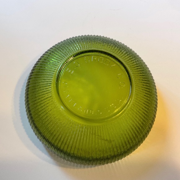 E.O Brody Co. Vintage Glass - Picture 4 of 4